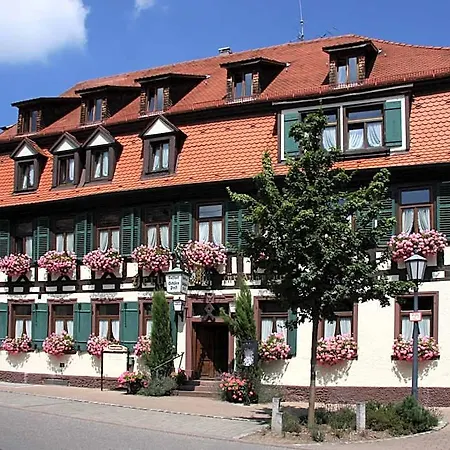 Ochsen Post فندق Tiefenbronn