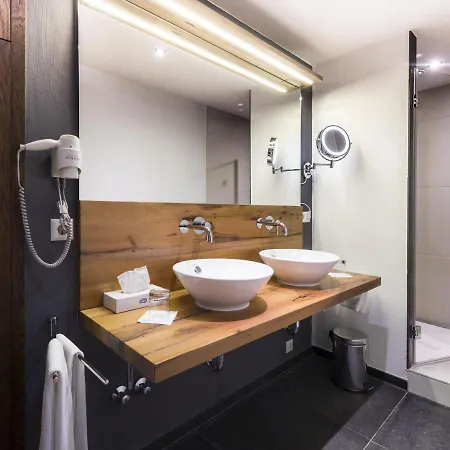 Ochsen Post * Tiefenbronn