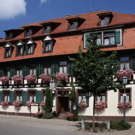 Ochsen Post فندق Tiefenbronn
